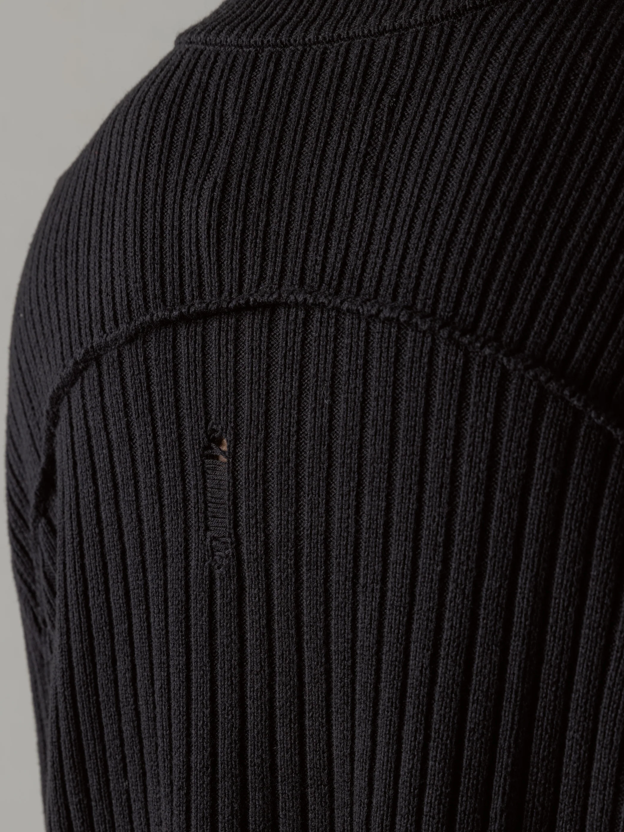 24FW|Destroyed Knit - Image 4
