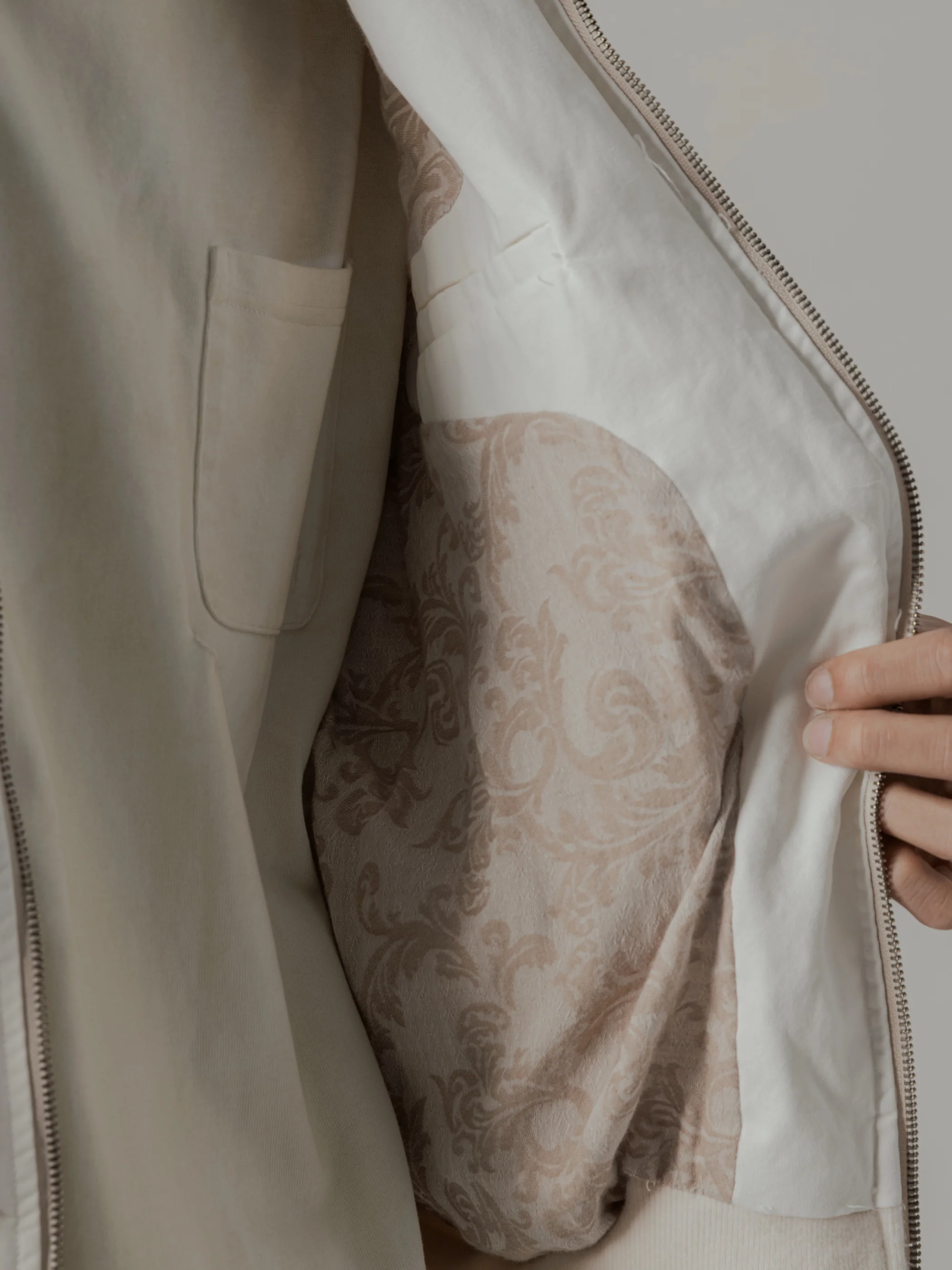 24FW|Parachute Cargo Bomber (Beige) - Image 7