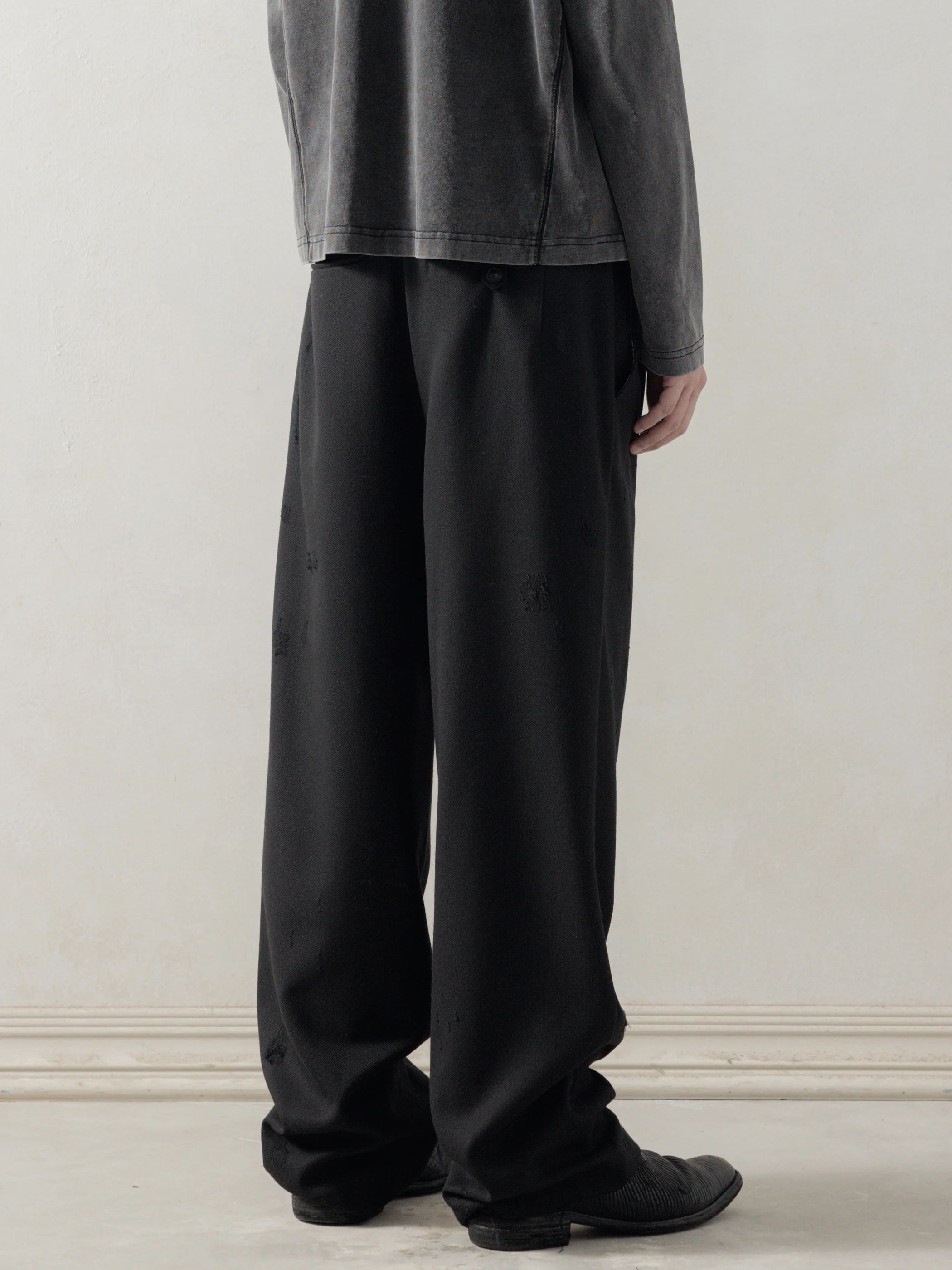 25FW｜Distressed Wool Pants - Image 3