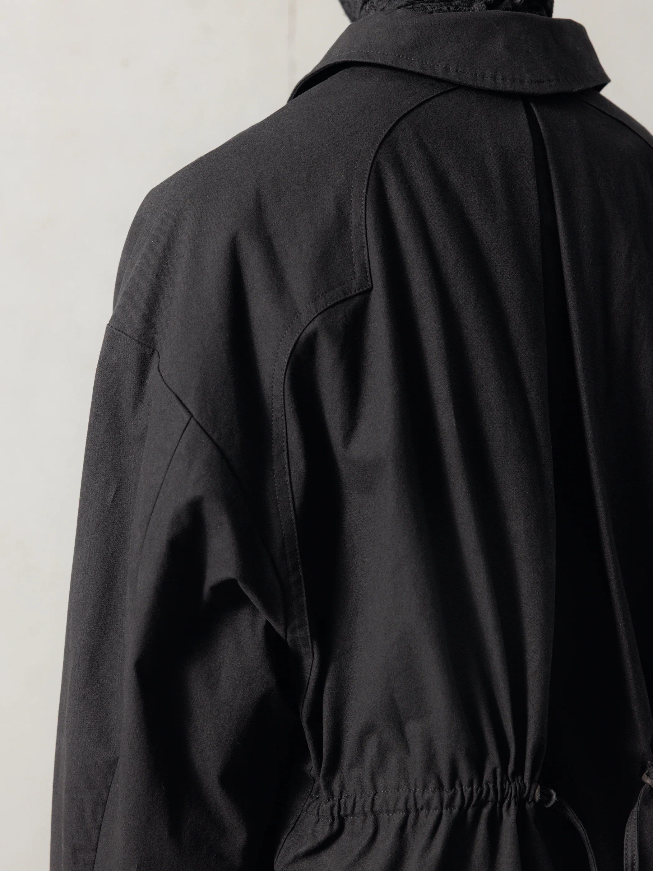 25FW|Drawstring Coach JKT - Image 6
