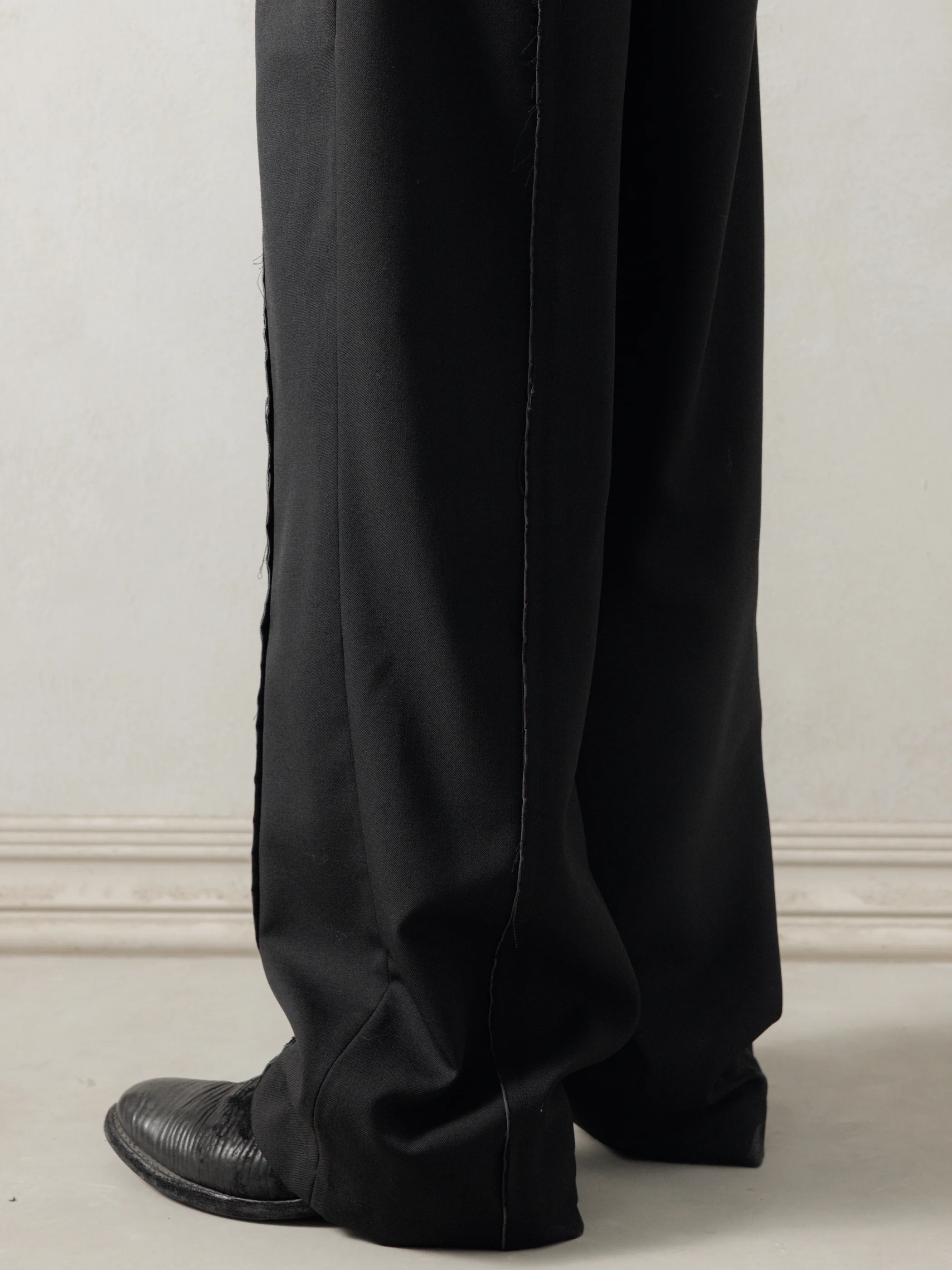 25FW|Frayed Pants - Image 7
