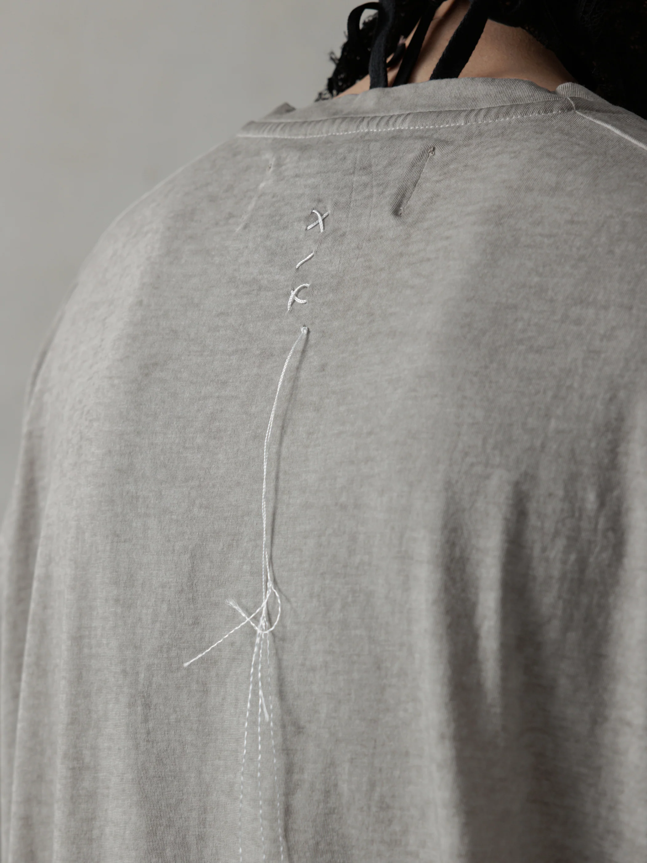 25SS|Faded Tee (Cold Dyed Light Grey) - Image 4