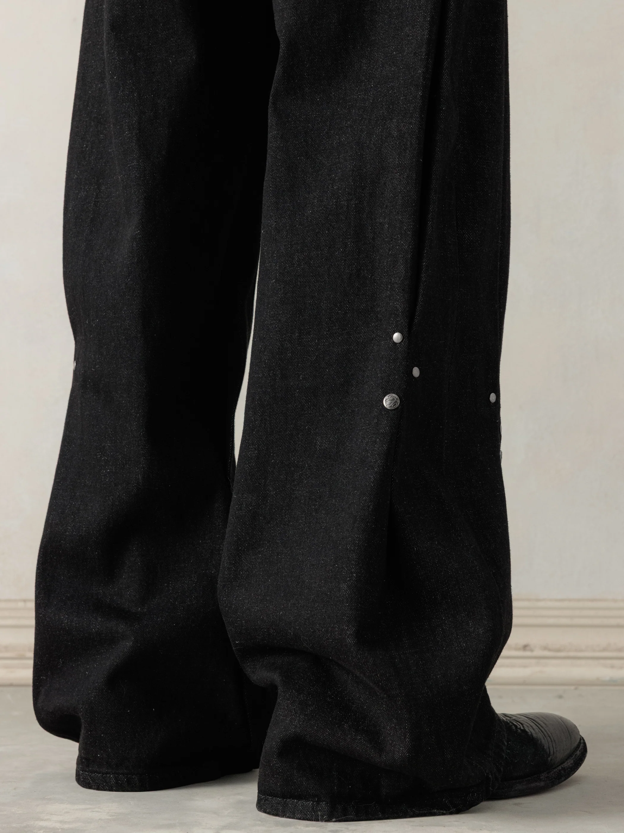 26SS|Asymmetric Denim - Image 4