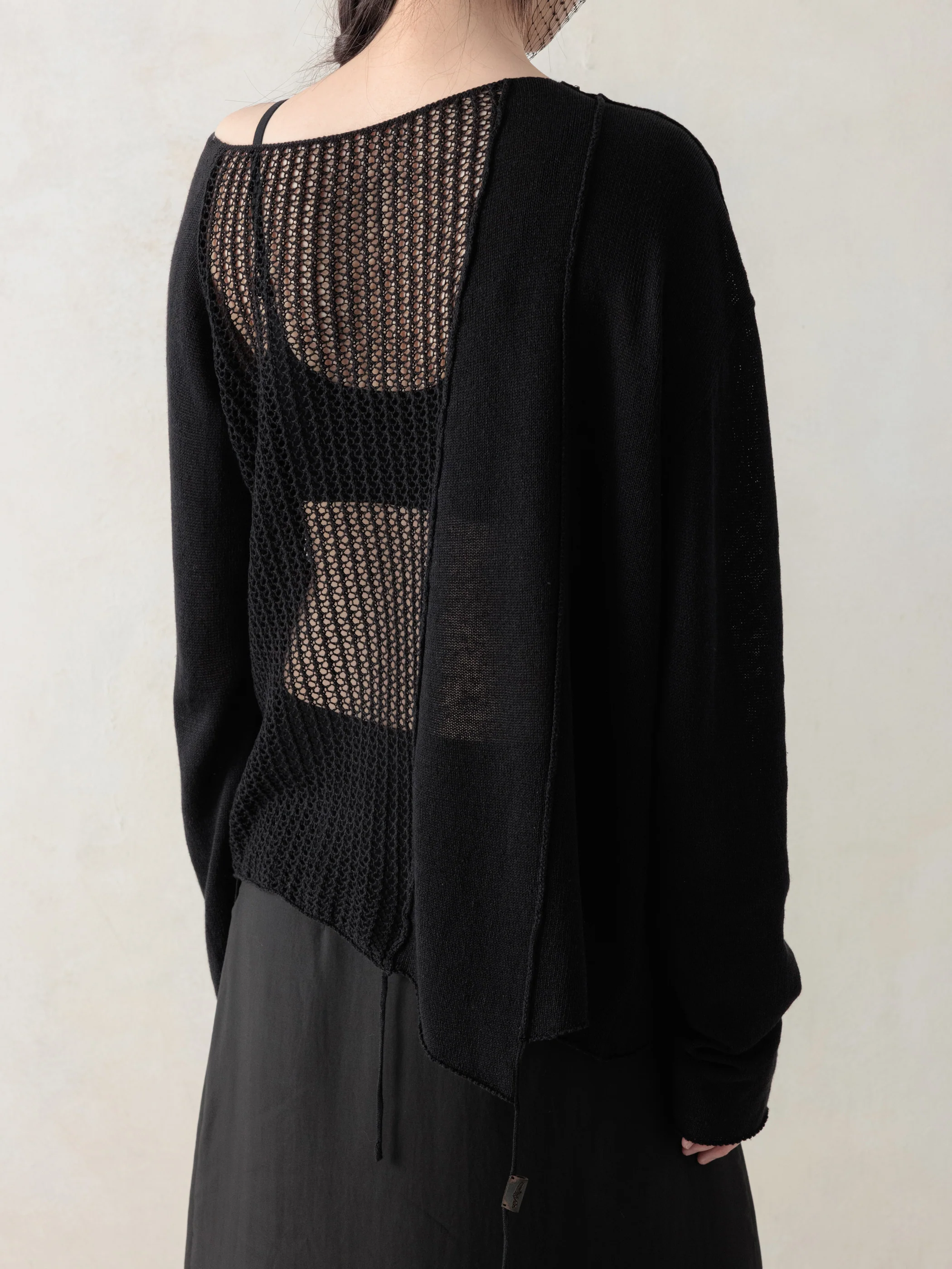 26SS WMS|Asymmetrical Knit Cover-up - Image 3