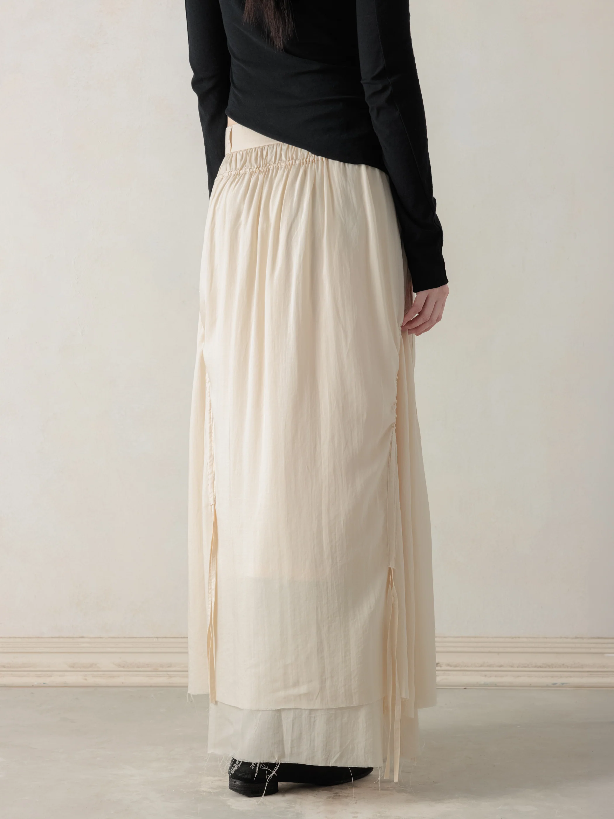 26SS WMS|Cotton Pleated Midi Skirt (Beige) - Image 3