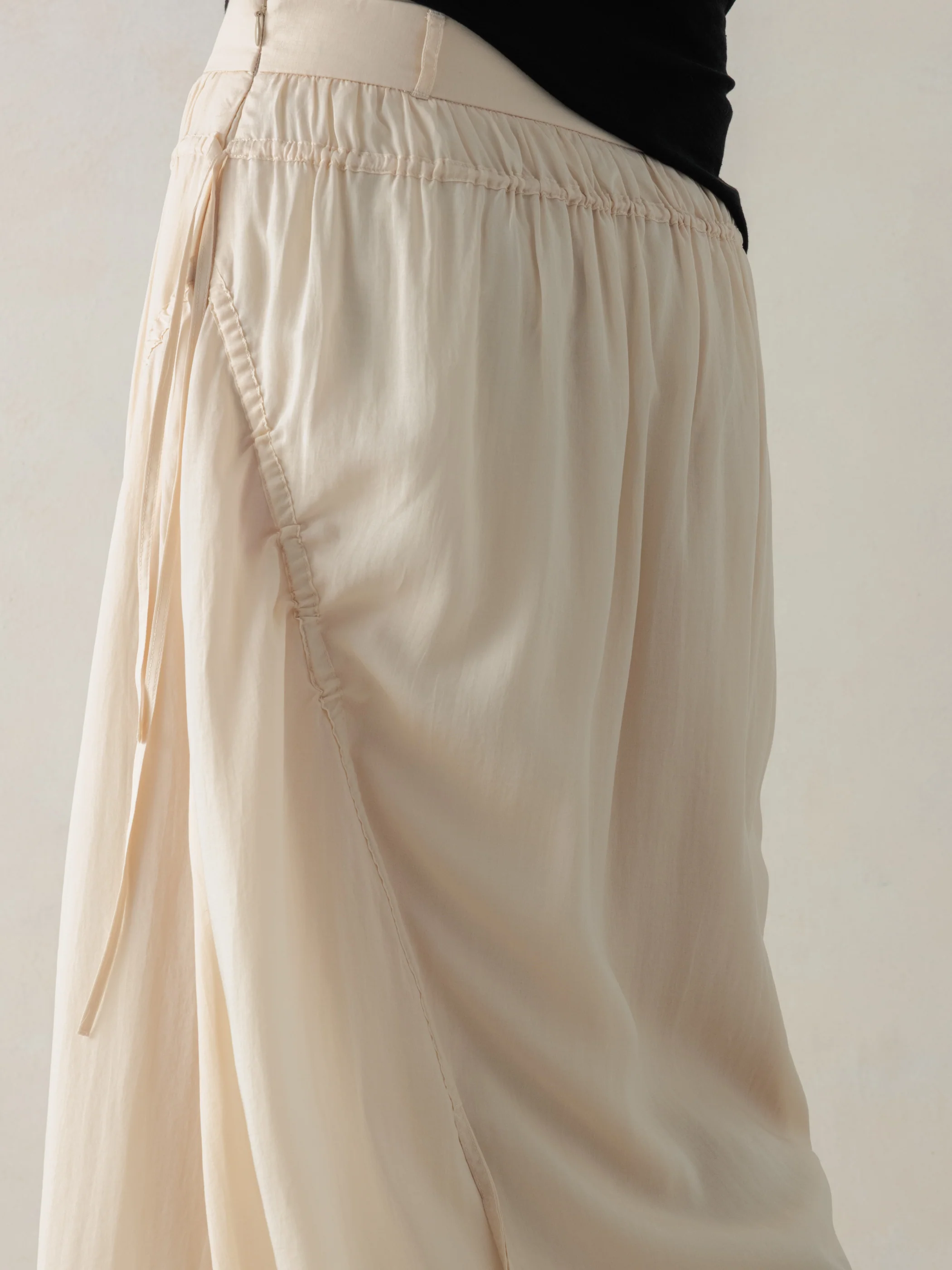 26SS WMS|Cotton Pleated Midi Skirt (Beige) - Image 5