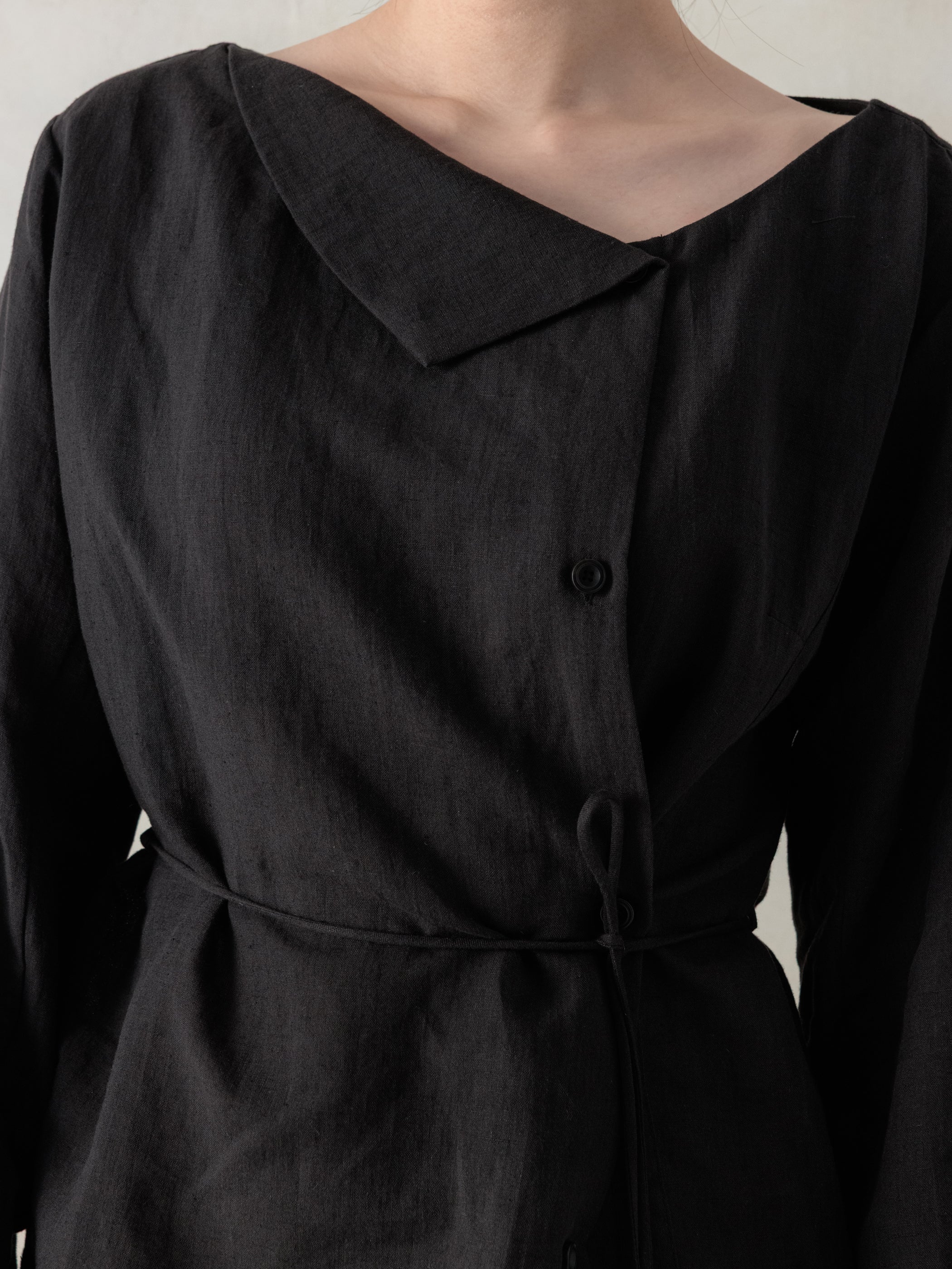 26SS WMS|Side Button Shirt (Black) - Image 5
